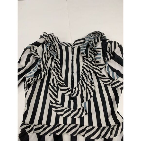 Striped Patterned Ruffled Dress - Picture 4 of 6